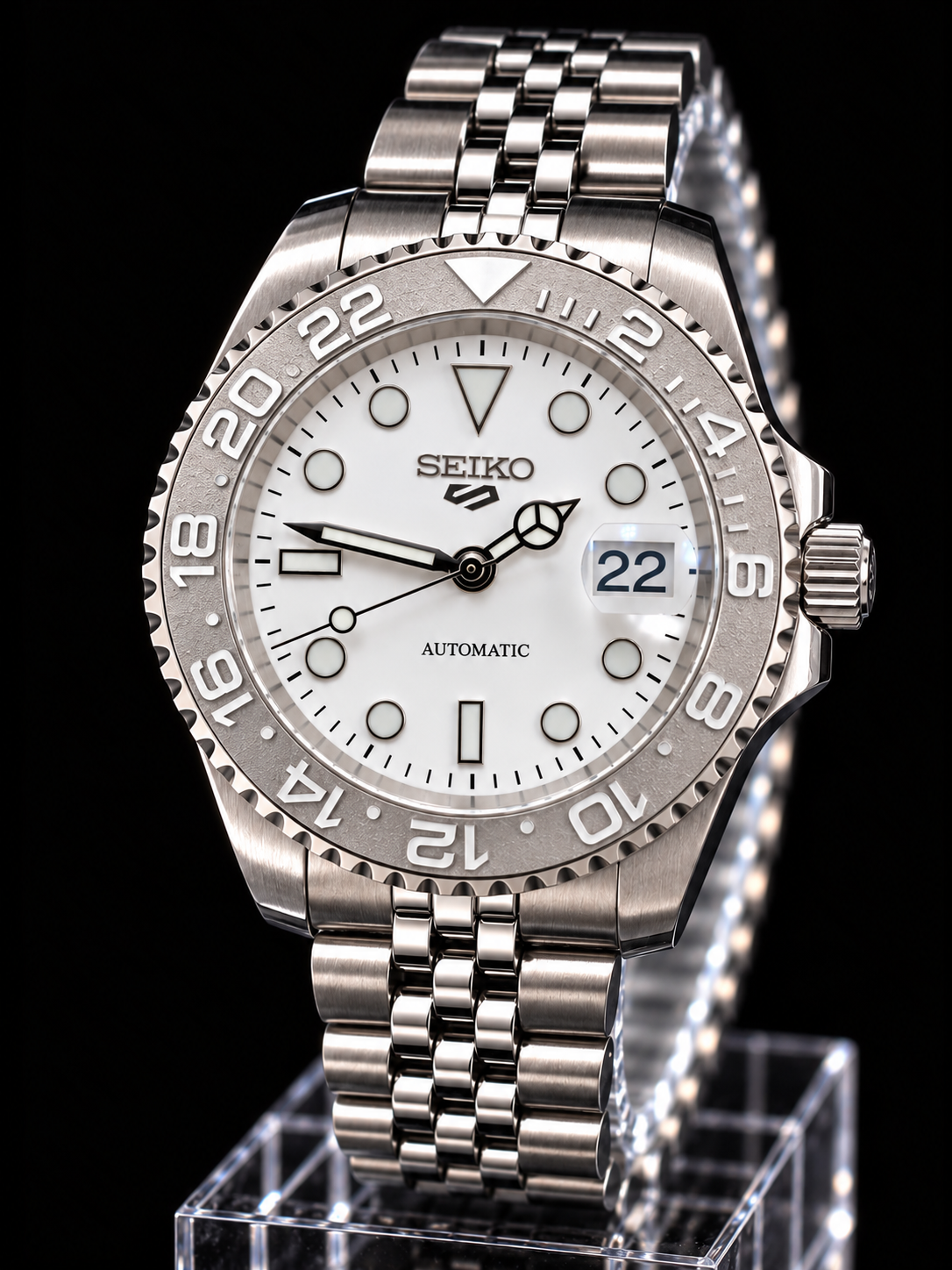 Dune Diver - Matte Silver Ivory